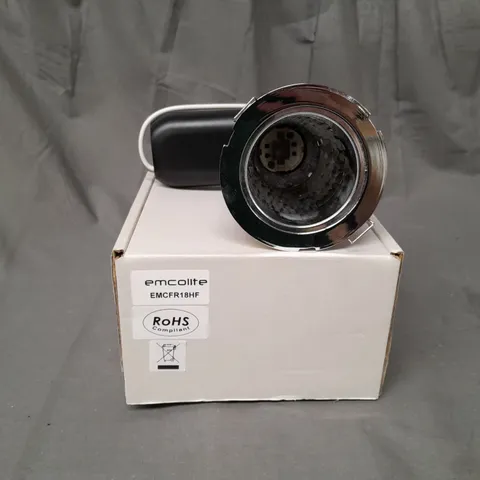 BOX OF APPROX 7 EMCOLITE RED SPOTLIGHT CEILING LIGHT WITH CHROME SURROUND