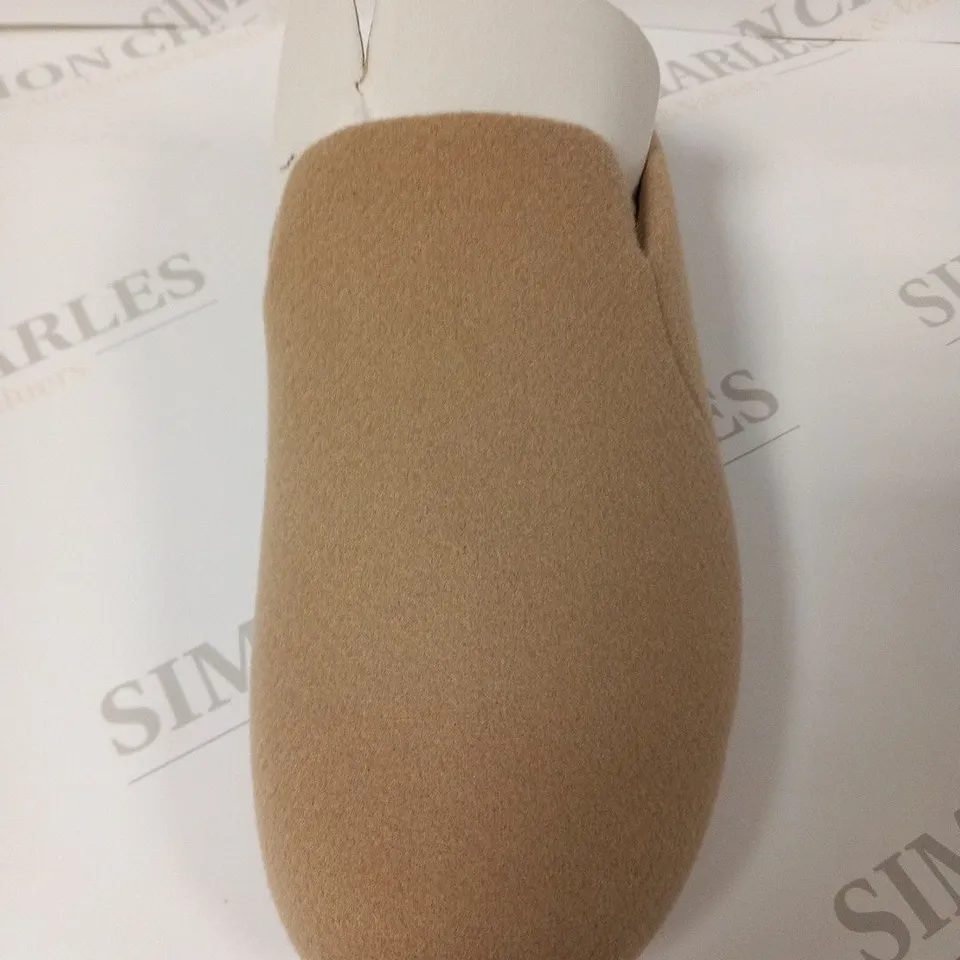BOXED FITFLOP CHRISSIE II HAUS FELT BEIGE SLIPPERS SIZE EU 39