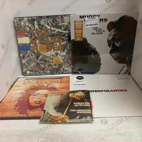LOT OF 10 ASSORTED VINYLS, TO INCLUDE THE STONE ROSES, MUDDY WATERS, LAURYN HILL, ETC