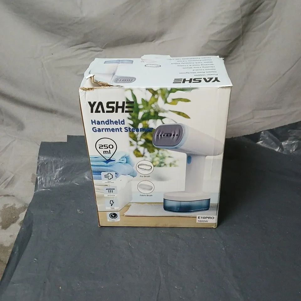YASHE HANDHELD TRAVEL GARMENT STEAMER BOXED