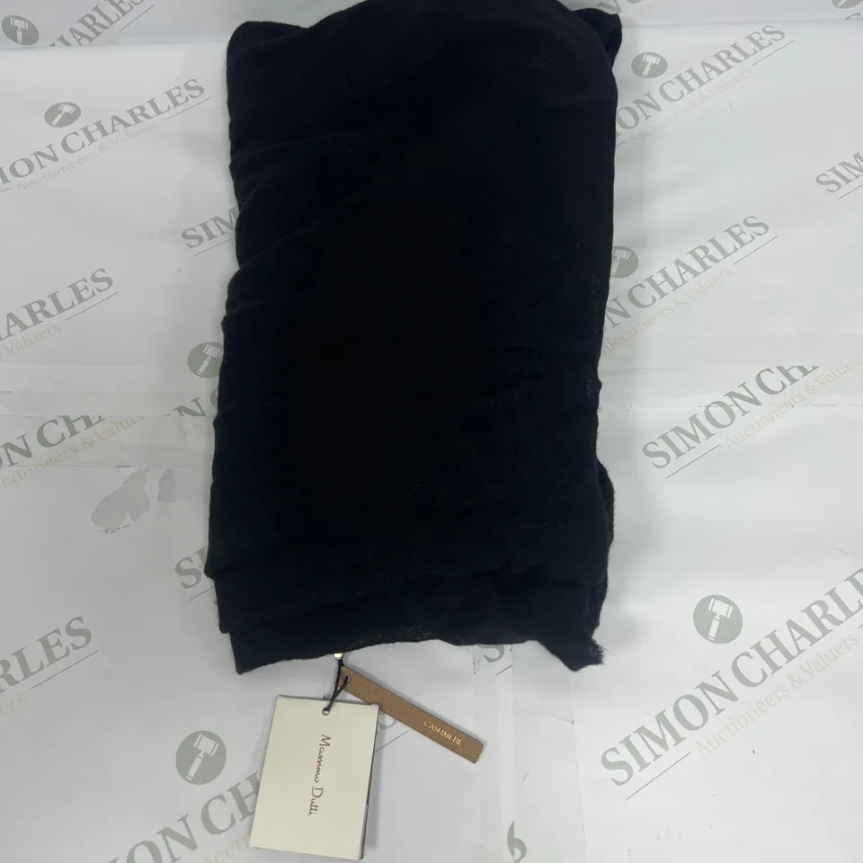 MASSIMO DUTTI CASHMERE SHOULDER THROW IN BLACK