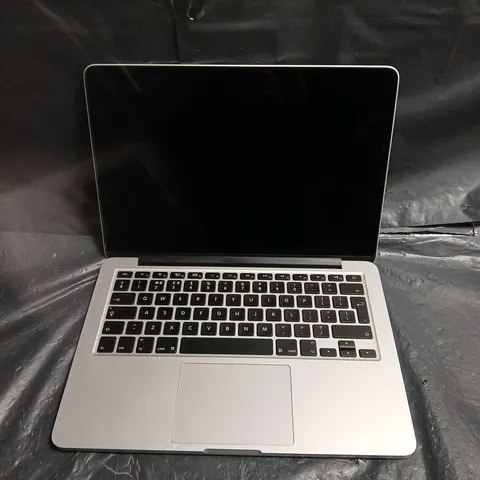 APPLE MACBOOK PRO A1502 13-INCH LAPTOP – SILVER