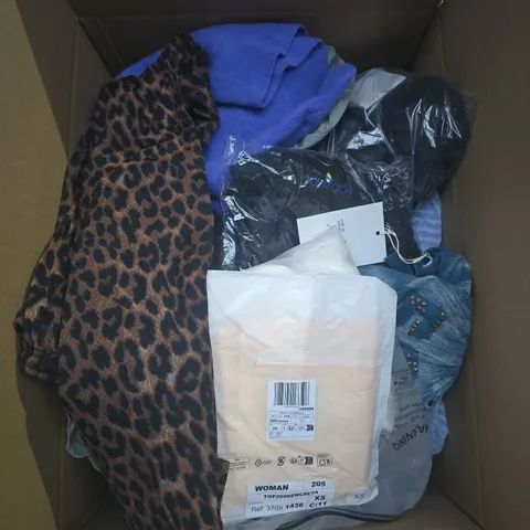 LARGE BOX OF APPROXIMATELY 25 ASSORTED CLOTHING ITEMS IN VARIOUS COLOURS, STYLES AND SIZES - COLLECTION ONLY