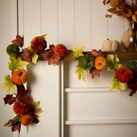 BOXED SMART AUTUMN MINIKIN PUMPKIN GARLAND