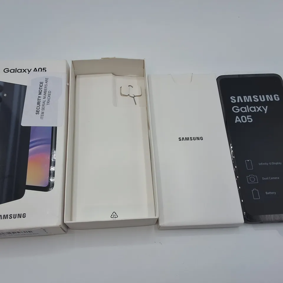 BOXED SAMSUNG GALAXY A05 4/64GB IN BLACK