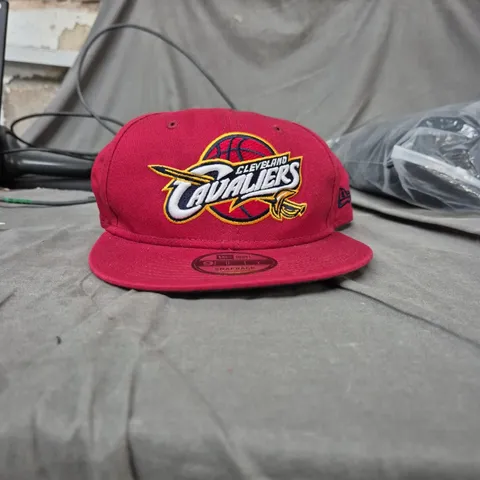 CLEVELAND CAVALIERS NEW ERA 9FIFTY SNAPBACK CAP – RED