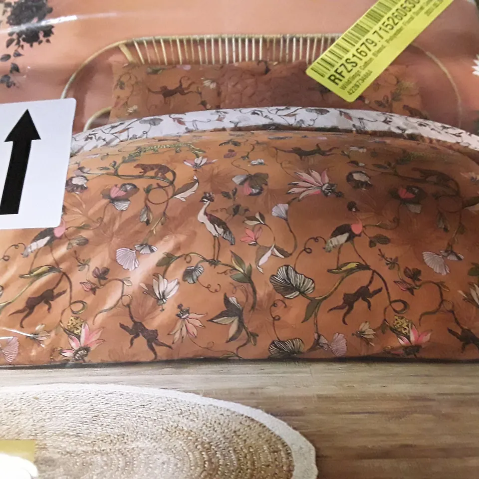 WILDLINGS COTTON BLEND, POLYESTER FLORAL DUVET COVER SET WITH PILLOWCASES 