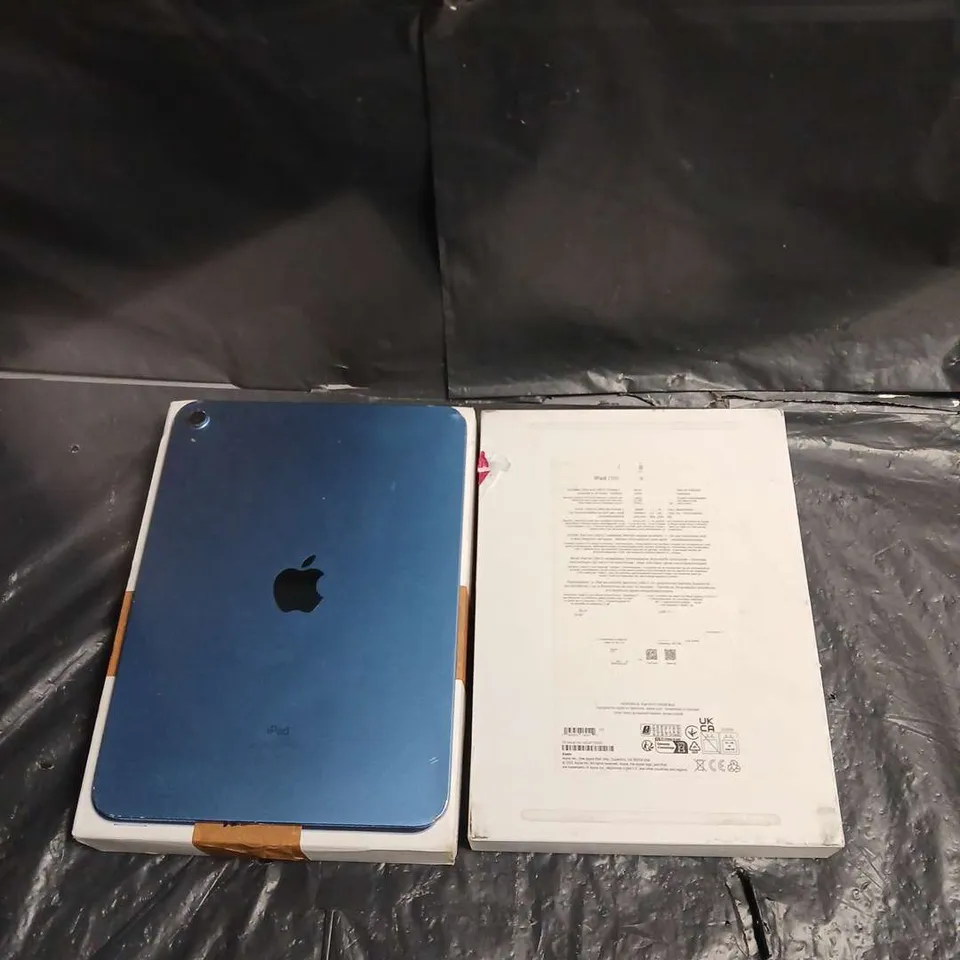 BOXED APPLE IPAD A2696 IN BLUE