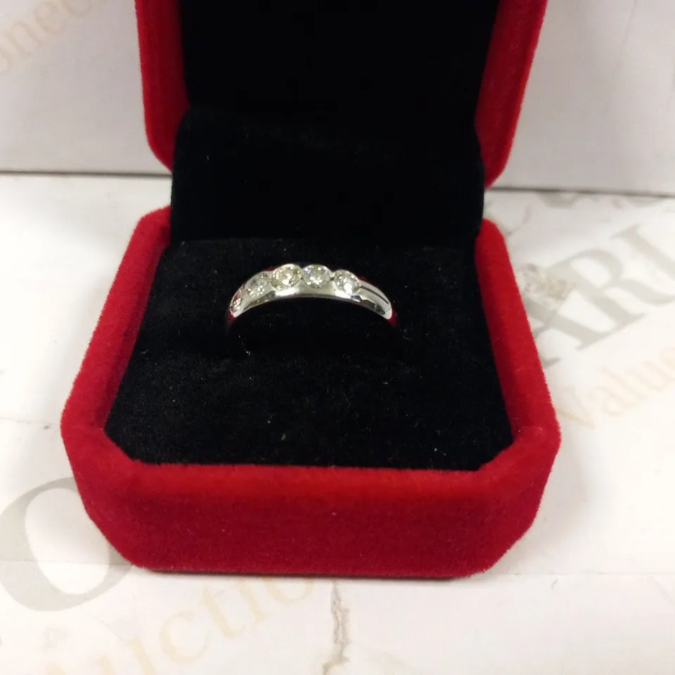 18CT WHITE GOLD FIVE STONE HALF ETERNITY RING RUB OVER SET WITH DIAMONDS