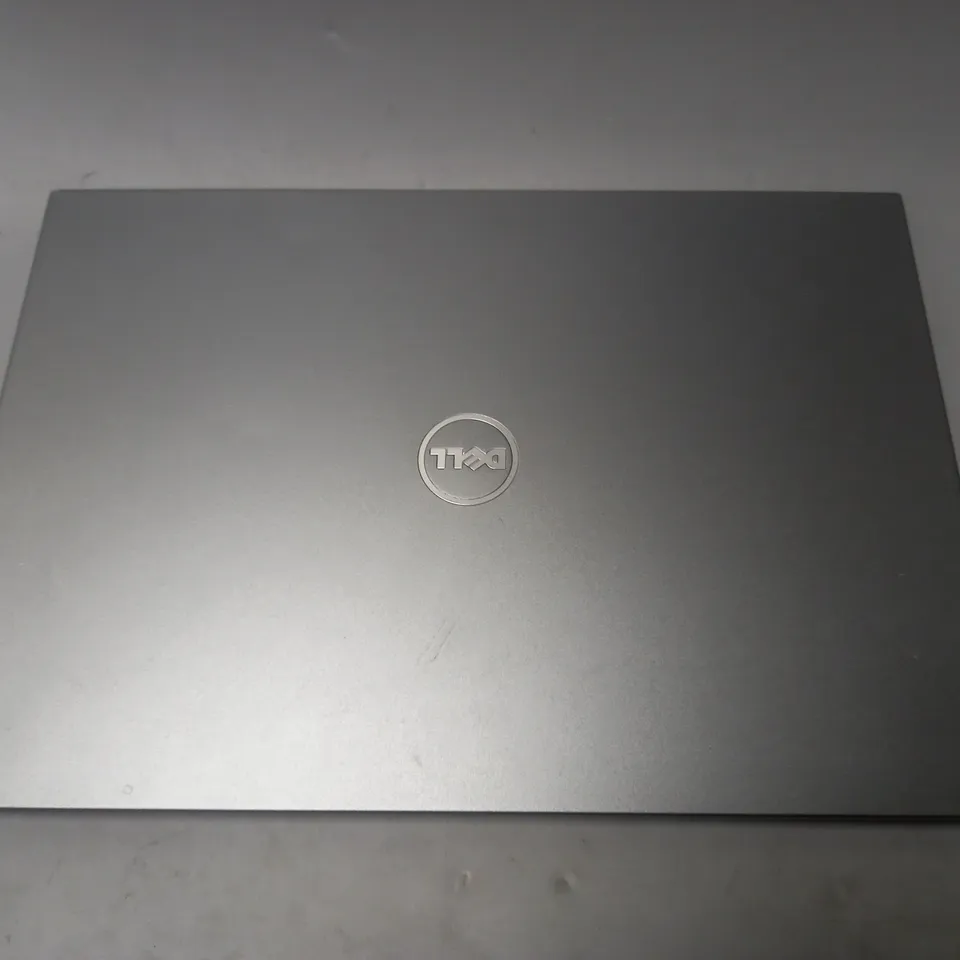 UNBOXED DELL VOSTRO 14 CORE I-5 7200U 16GB RAM 256GB SSD LAPTOP - SILVER