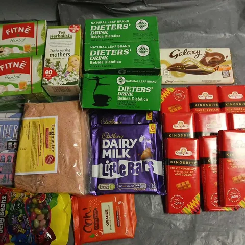 LOT OF APPROXIMATELY 20 ASSORTED FOOD ITEMS TO INCLUDE GOLDEN TREE CHOCOLATE, DIETERS DRINK AND SWEET CHILLI BLAZE