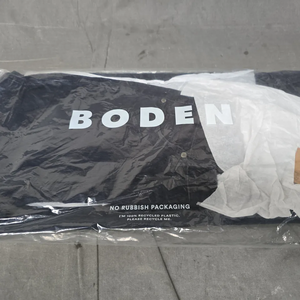 BODEN NAVY LONG-LENGTH GARMENT – UK 6L (US 2L, DE 32L, FR 34L) – R0642 NAV