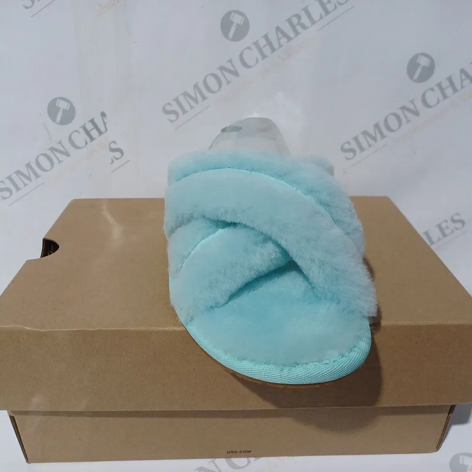 UGG SCUFFITA LIGHT BLUE SLIDERS - UK 6