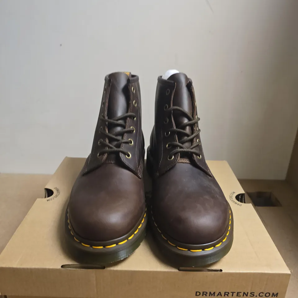 BOXED PAIRO OF DR. MARTENS DARK BROWN CRAZY HORSE BOOTS – UK 9