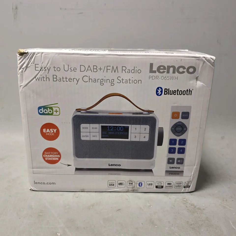 BOXED LENCO DAB+ / FM RADIO