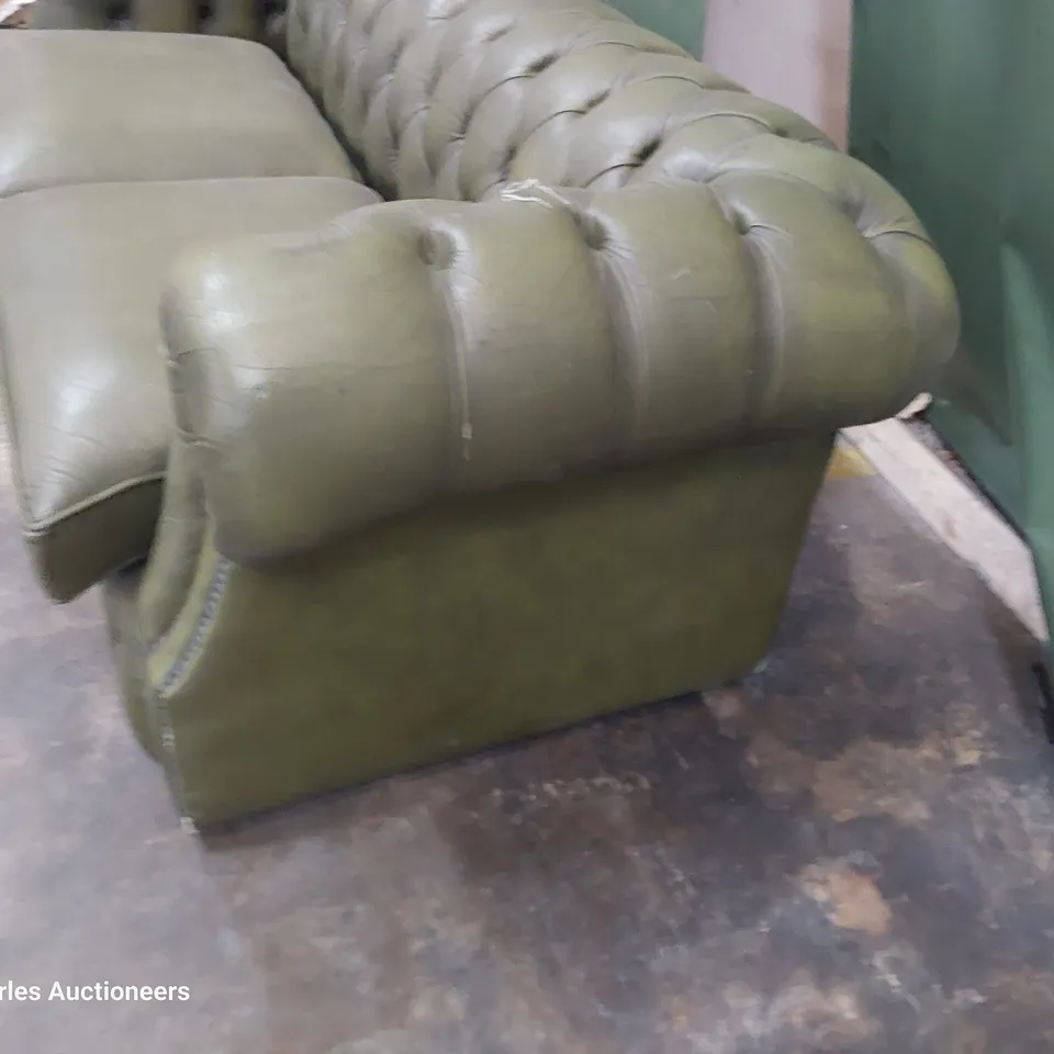 DESIGNER TWO SEATER CHESTERFIELD SOFA GREEN LEATHER