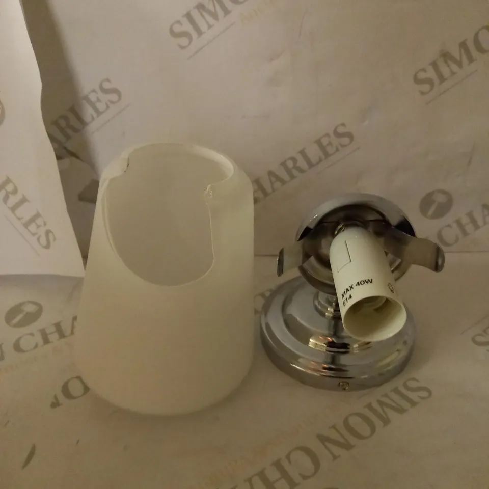 ASTRO ANTON BATHROOM WALL LIGHT