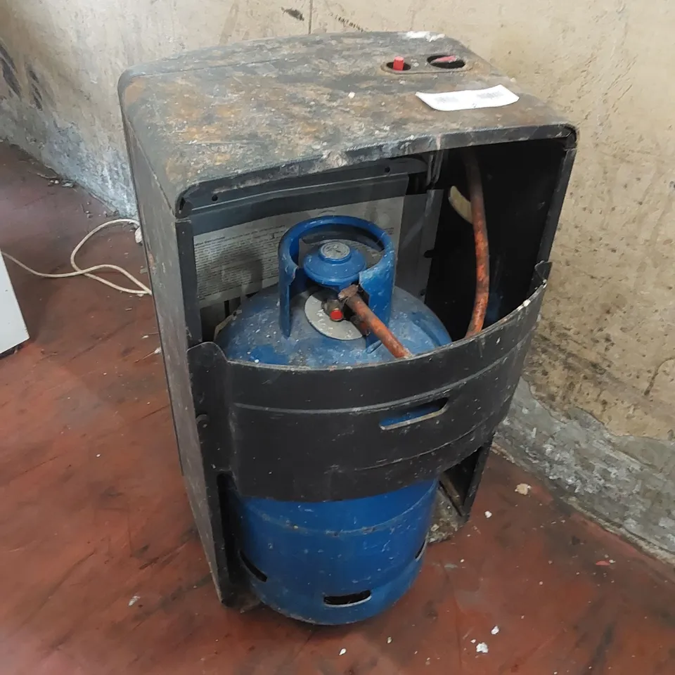 PORTABLE GAS HEATER 