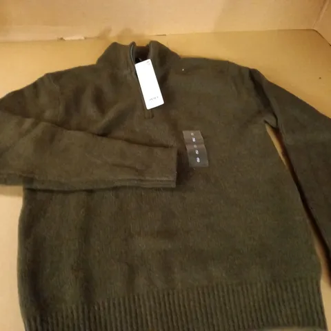 UNI QLO HALF ZIP SWEATER IN GREEN - S