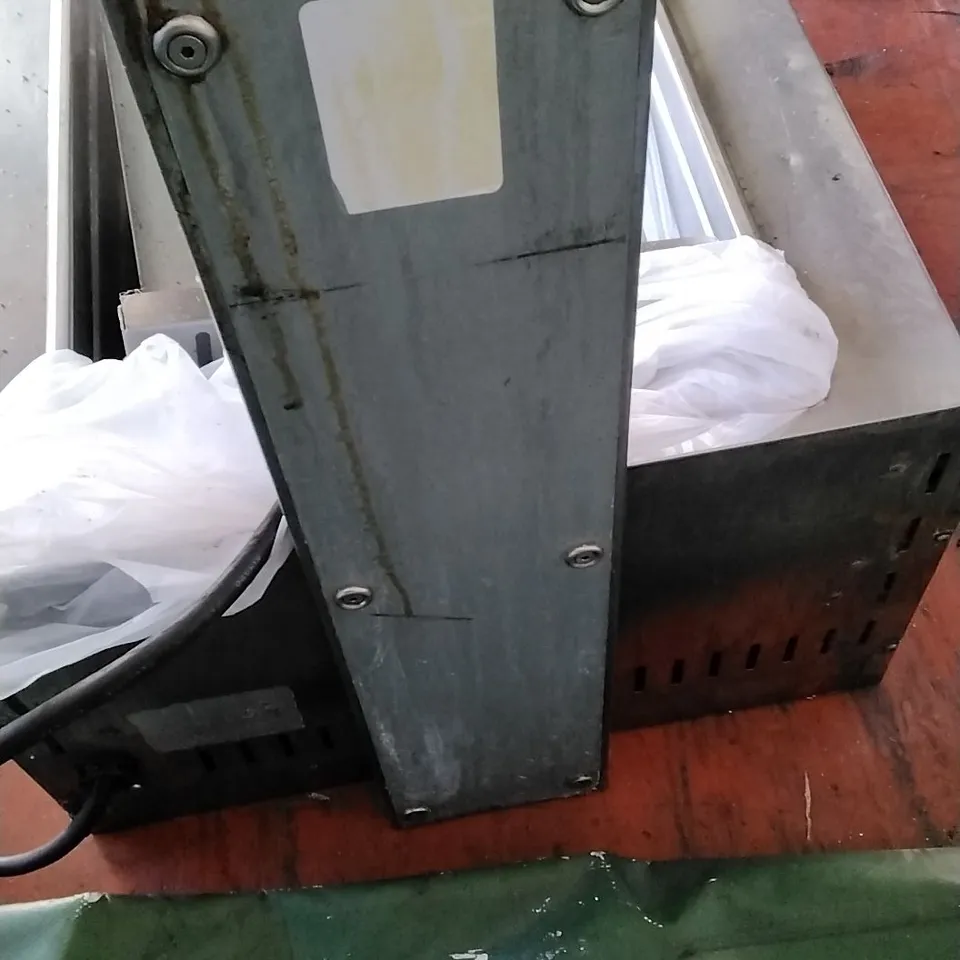 LINCAT CS4/G COMMERCIAL CHIP SCUTTLE