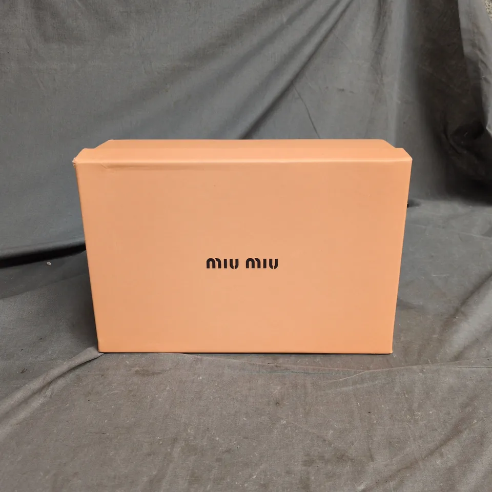 MIU MIU BLACK LOGO BUCKET HAT WITH ORIGINAL PEACH BOX