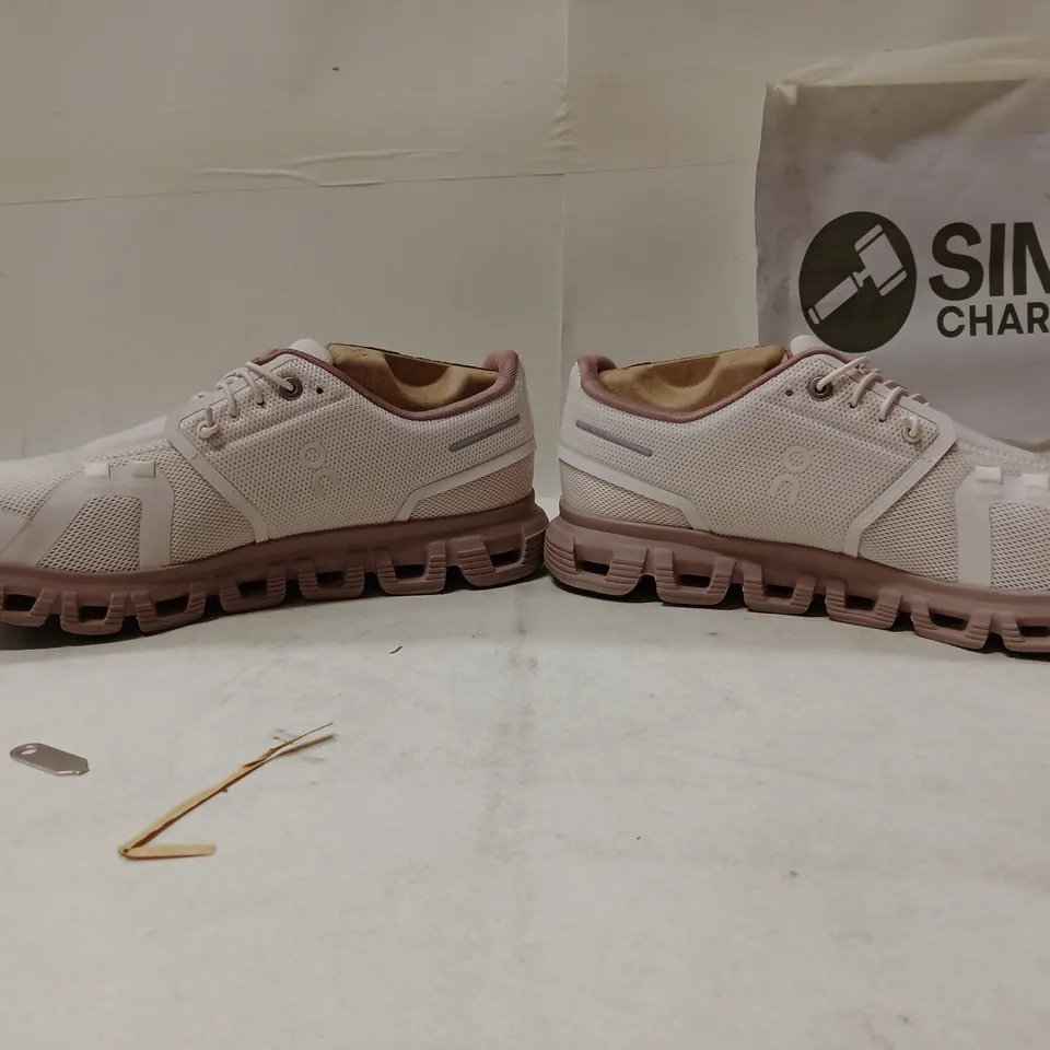 BOXED ON RUNNING CLOUD 6 SHOES – OYSTER / BISCUIT, UK 7 WOMENS