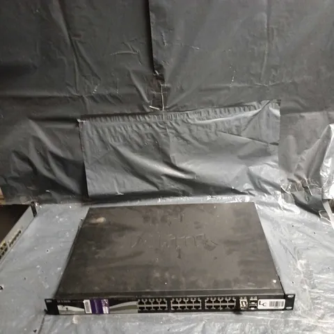 D-LINK DGS-1500-28P 28-PORT POE NETWORK SWITCH – RACKMOUNT