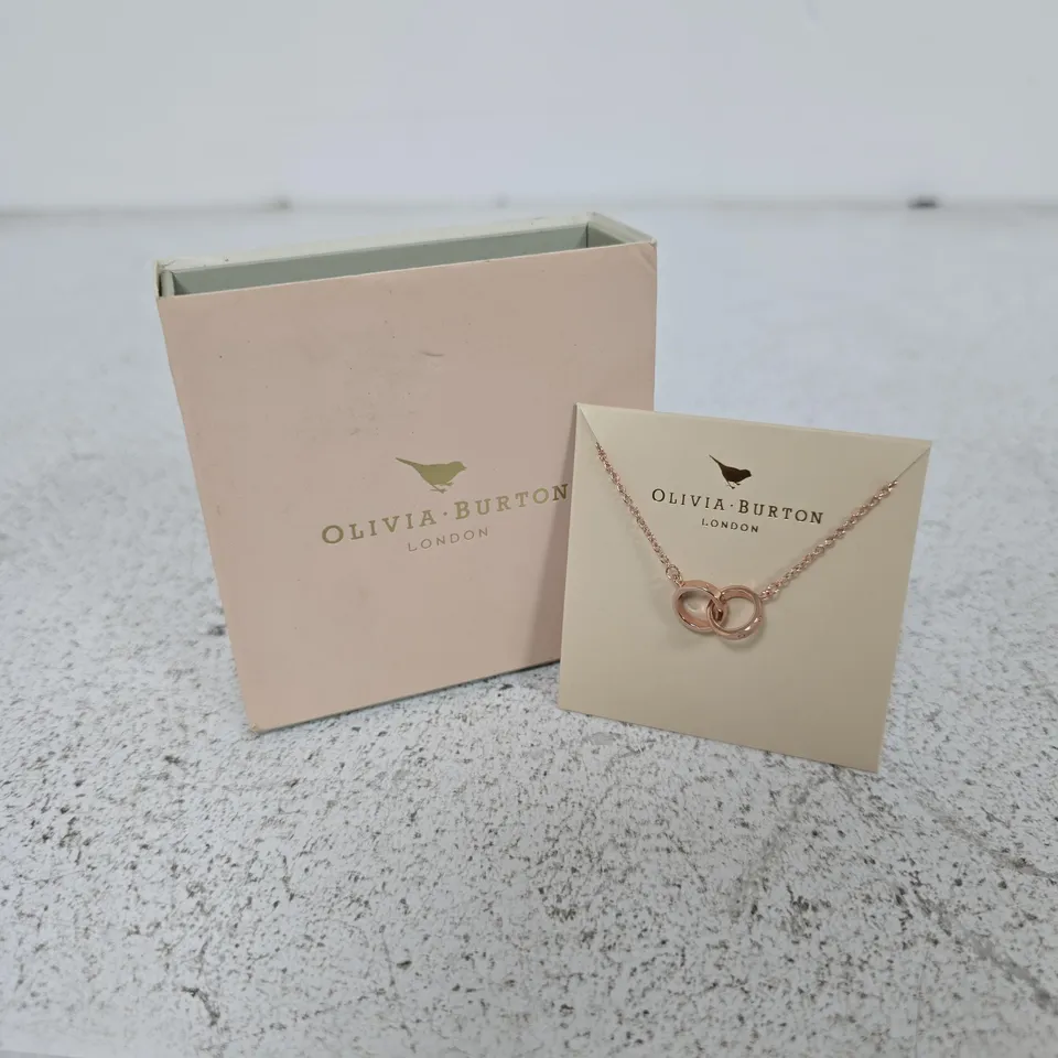 OLIVIA BURTON LONDON NECKLACE – INTERLOCKING RINGS PENDANT