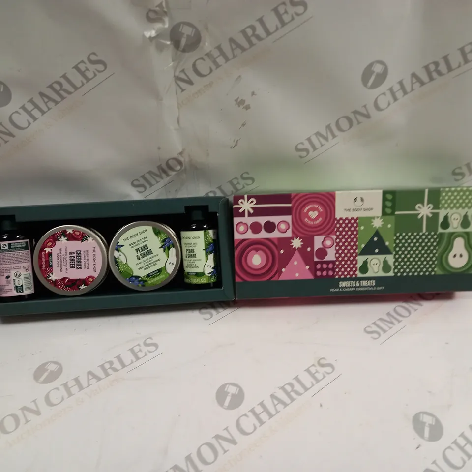 THE BODY SHOP SWEET & TREATS ESSENTIALS GIFTSET