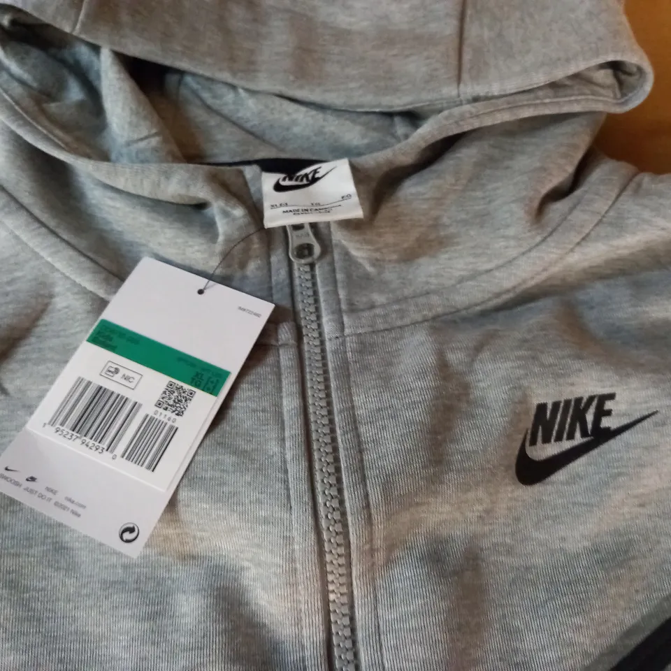 NIKE KIDS ZIP THROUGH GREY HOODIE - XL+