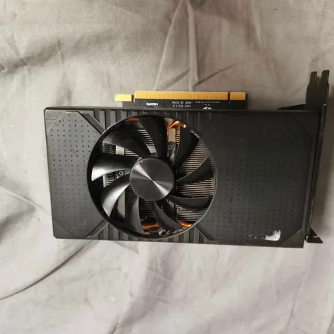 NVIDIA GeForce RTX Graphics Card – PCIe x16, Used (4-port HDMI/DisplayPort outputs) 