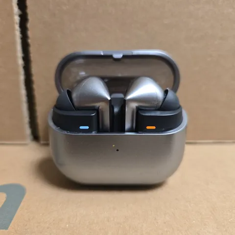 SAMSUNG GALAXY BUDS3 PRO WIRELESS EARBUDS