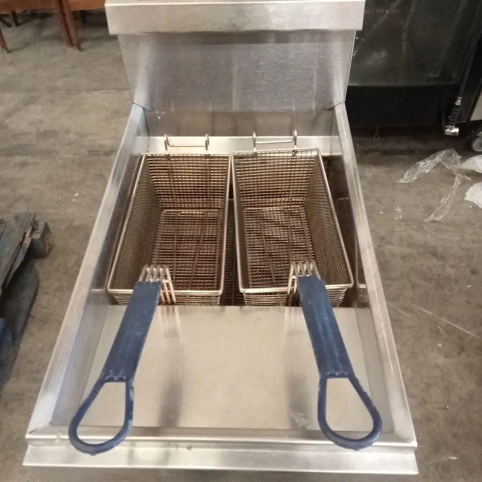 ELITE TWIN BASKET GAS FRYER