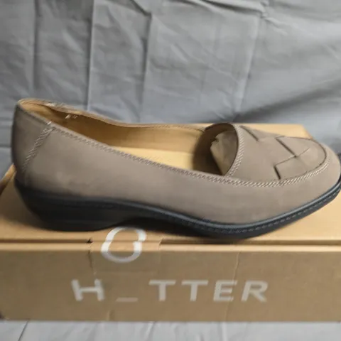 BOXED PAIR OF HOTTER HAVANA SHOES - UK SIZE 5