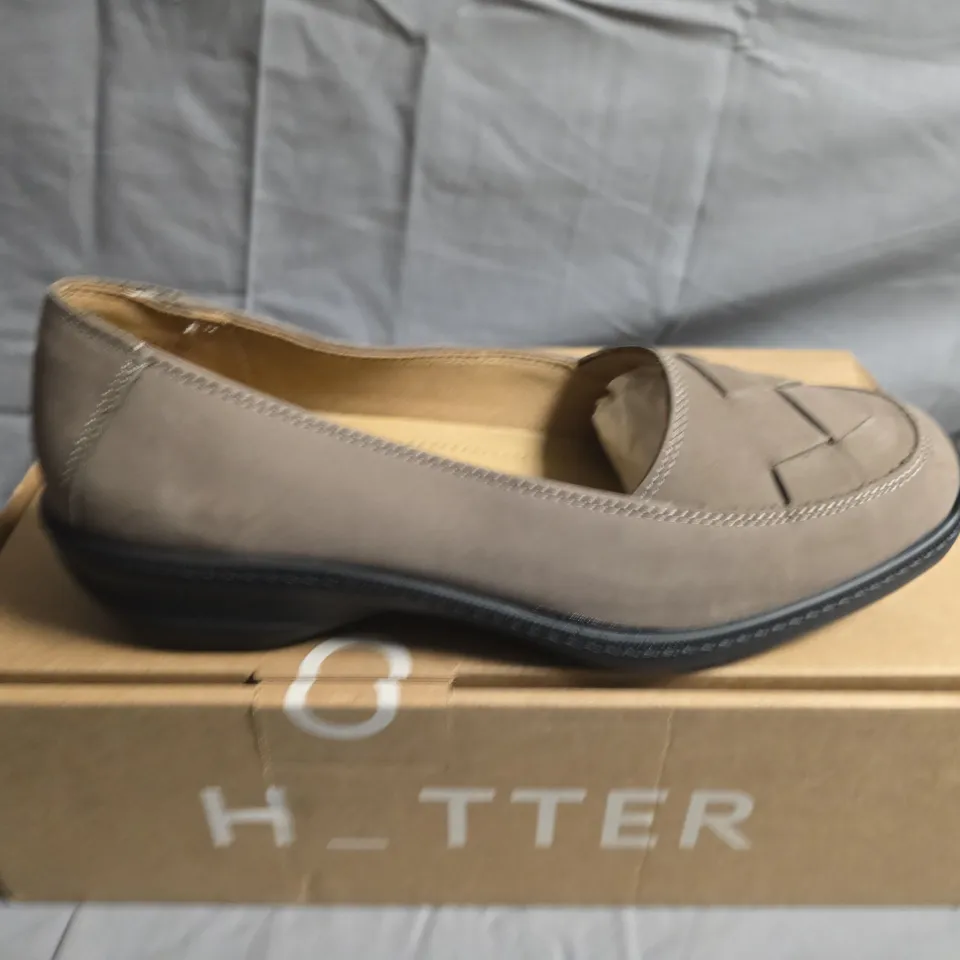 BOXED PAIR OF HOTTER HAVANA SHOES - UK SIZE 5