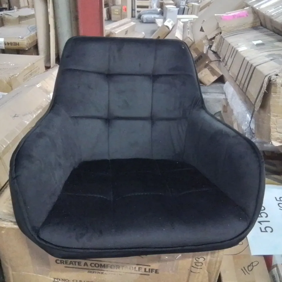 BOXED DANYL DINING CHAIR [VELVET] - BLACK 