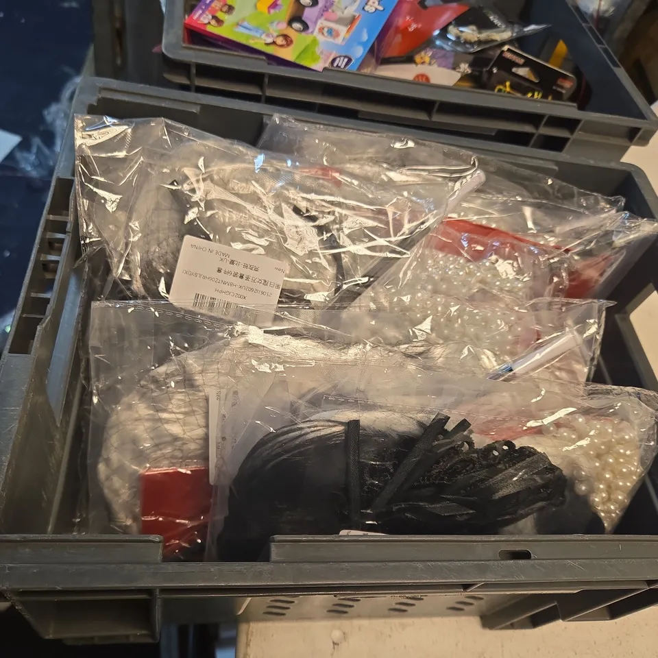 LARGE QUANTITY OF TOYS AND ACCESSORIES TO INCLUDE; PAW PATROL UNO, RAVE TO THE GRAVE SURVIVAL KIT, SMART CARDS AND REUSABLE SNACK BAGS