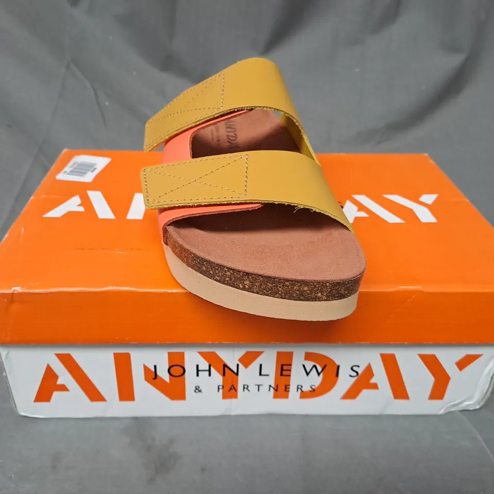 BOXED PAIR OF JOHN LEWIS ANYDAY LIMES OPEN TOE SANDALS IN MULTI ORANGE SIZE 6