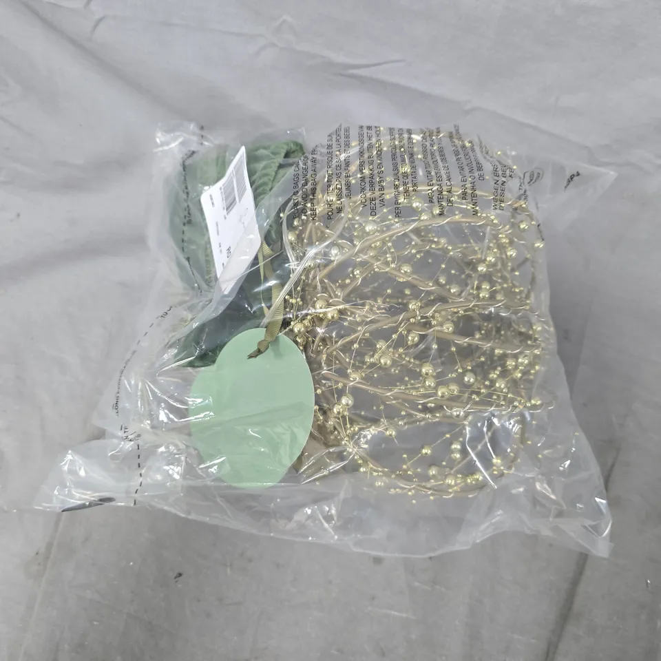 SARA BY SARA DAVIES SET OF 3 PRE LIT BEADED SPHERE'S