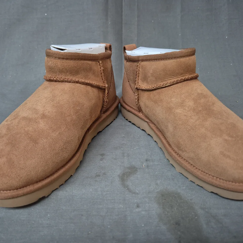 BOXED PAIR OF UGG WOMEN'S CLASSIC ULTRA MINI SHOES IN CHESTNUT UK SIZE 3