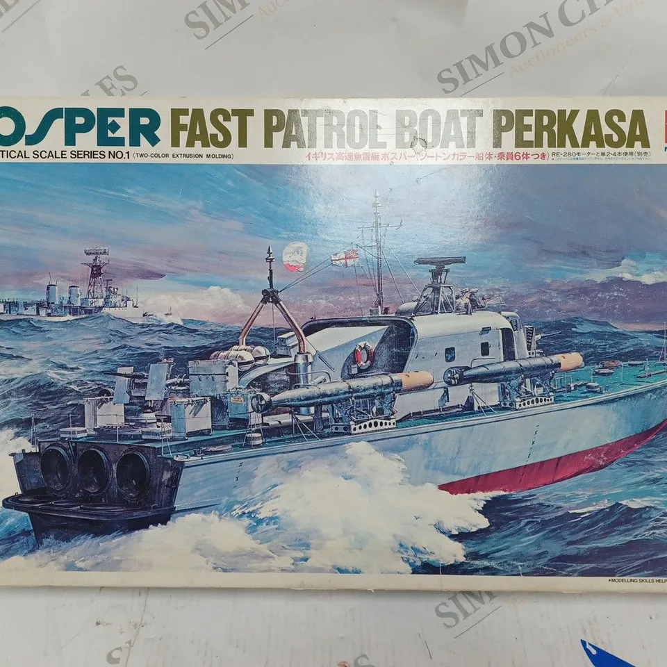 TAMIYA VOSPER FAST PATROL BOAT PERKASA 1/72 IDENTICAL SCALE 