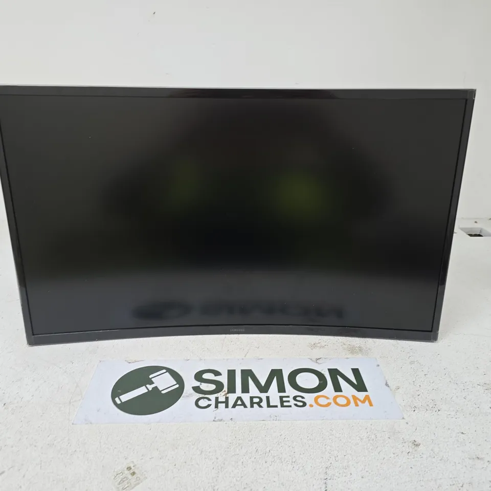 SAMSUNG CURVED MONITOR – S3