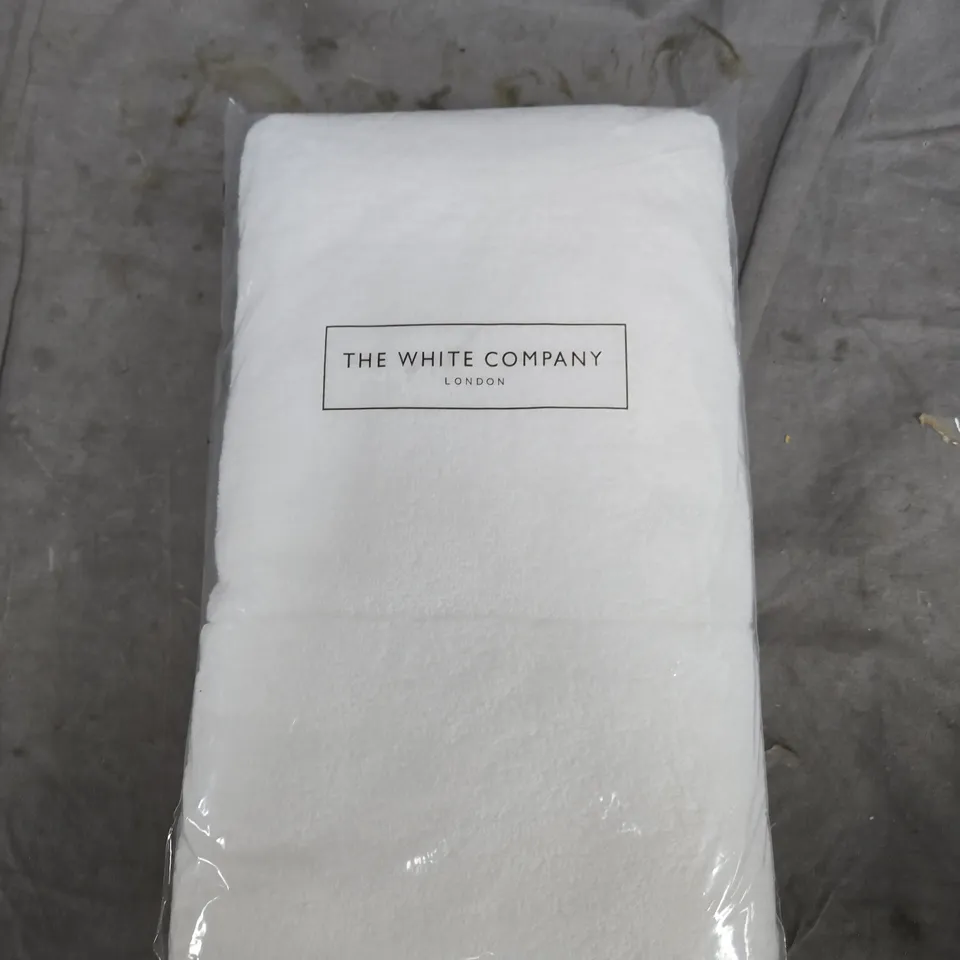 BAGGED THE WHITE COMPANY HAND TOWEL