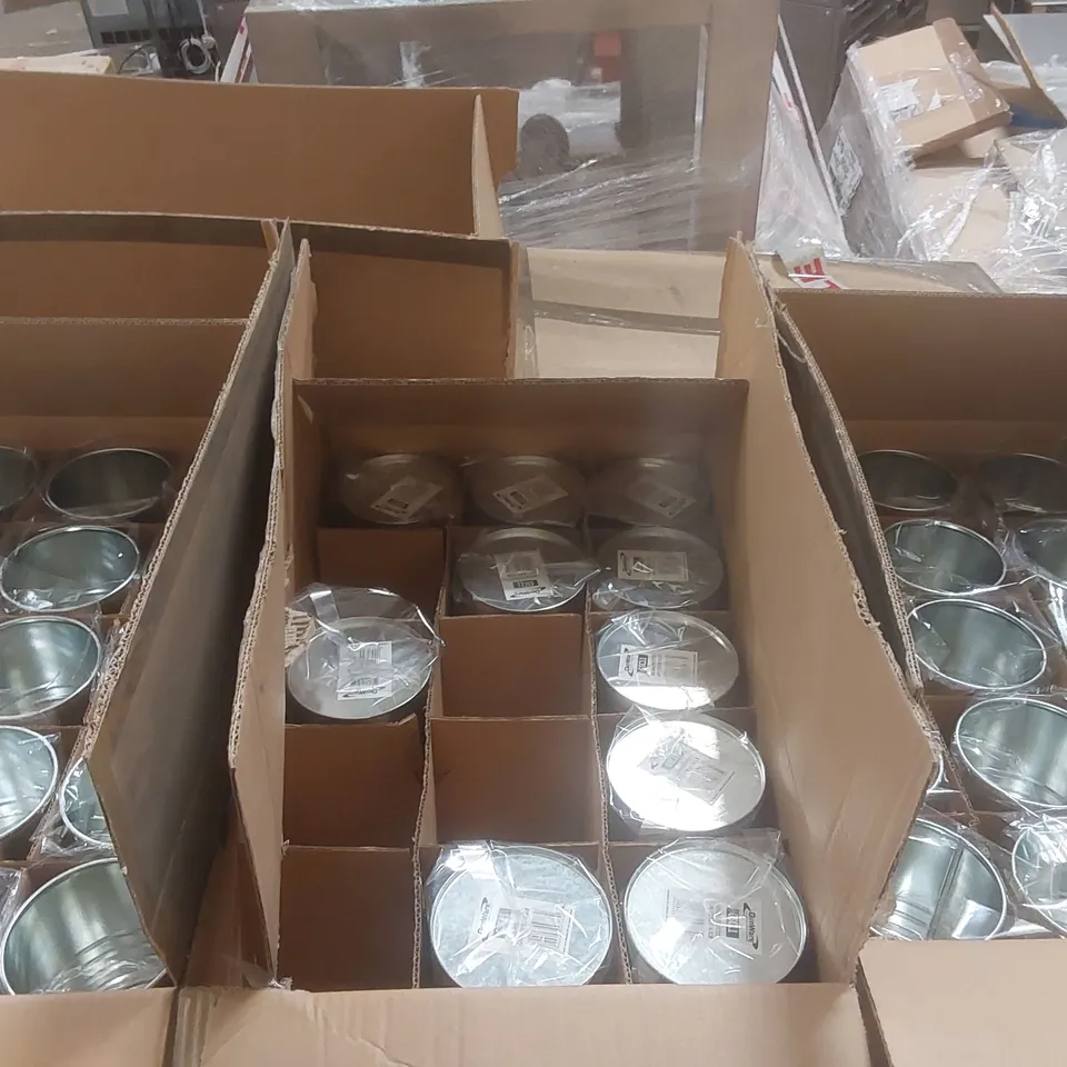 PALLET CONTAINING A VERY LARGE QUANTITY OF ASSORTED CATERING PRODUCTS INCLUDING: GENWARE GALVANISED STEEL CANS ECT