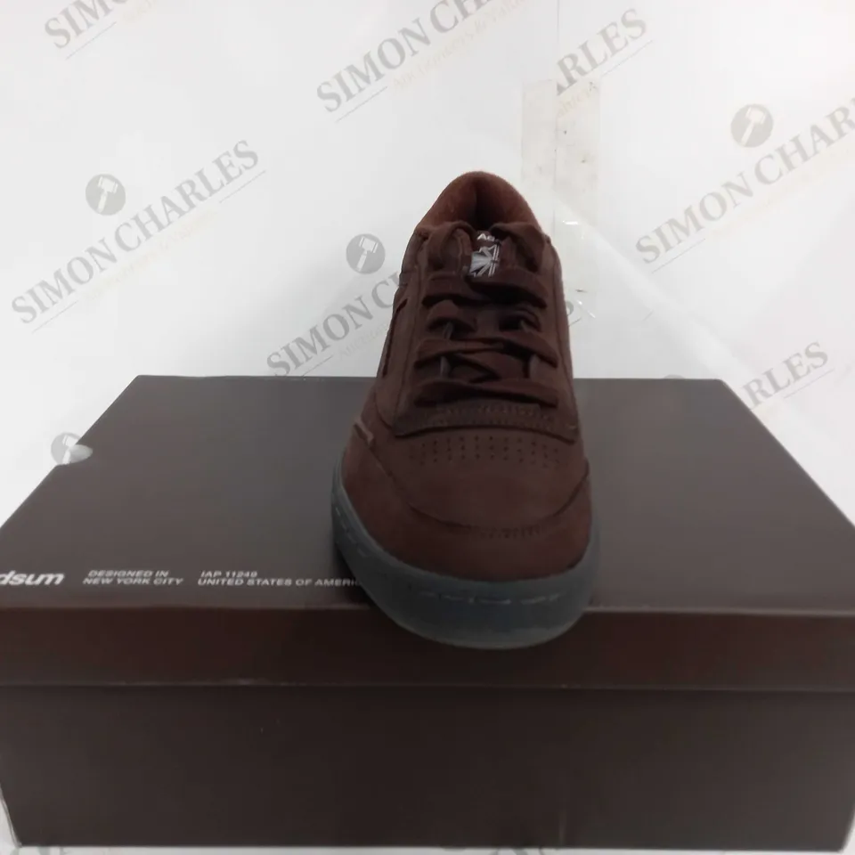 BOXED REEBOK CLUB C MID II UNISEX - UK 9.5 