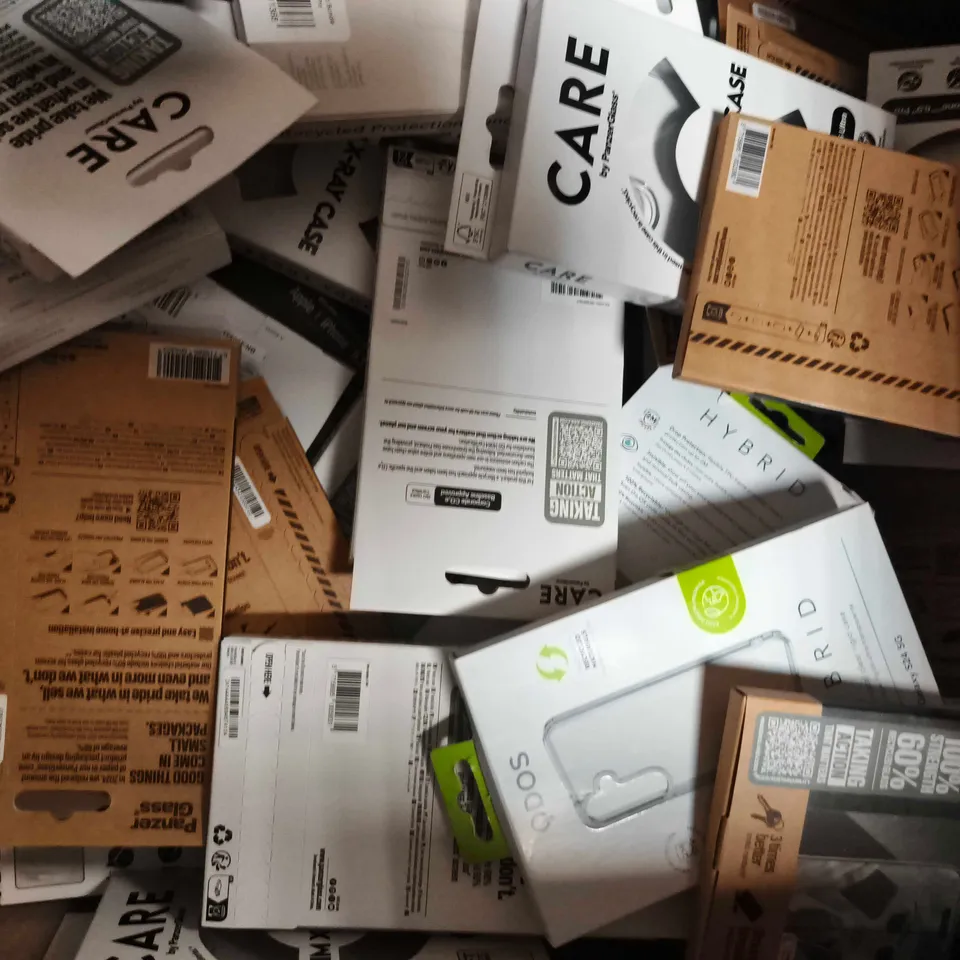 BOX OF APPROXIMATELY 150 ASSORTED PROTECTIVE PHONE CASES FOR VARIOUS MAKES AND MODELS - COLLECTION ONLY
