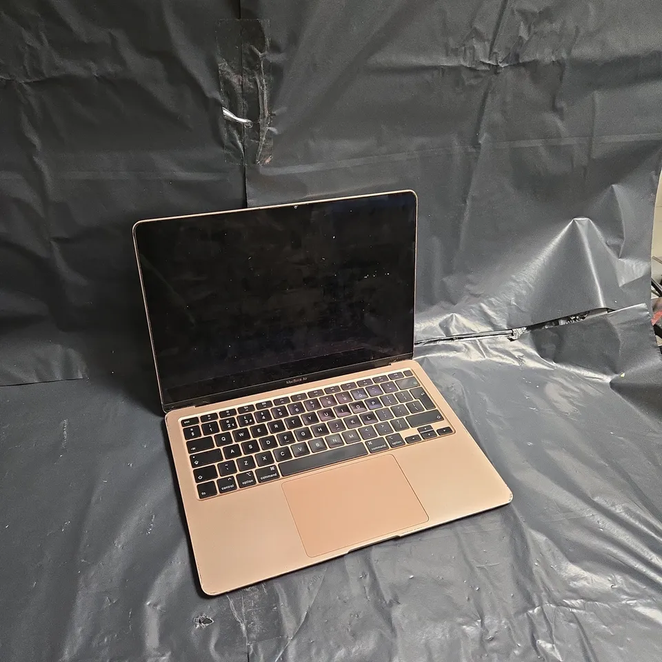 APPE MACBOOK AIR (A2179)