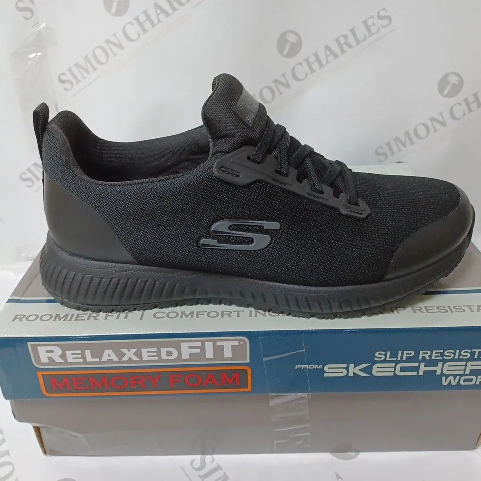 BOXED PAIR OF SKECHERS SQUAD WORK SLIP RESISTANT TRAINERS BLACK SIZE 6