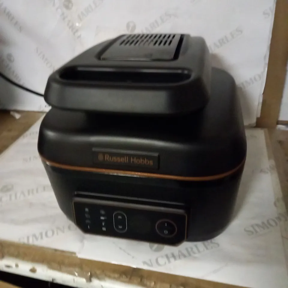 RUSSELL HOBBS SATISFRY AIR AND GRILL MULTICOOKER 5.5L