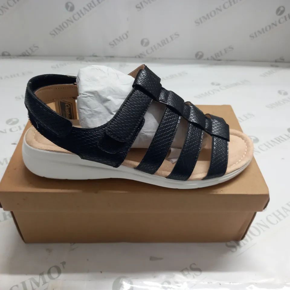BOXED CUSHION WALK PLATFORM SANDALS IN BLACK - SIZE 8